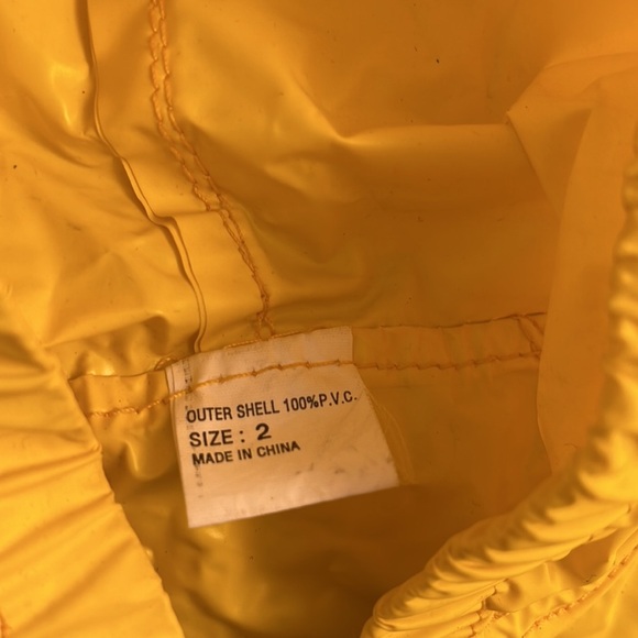 Mickey’s Stuff for Kids yellow Mickey Mouse vintage rain jacket - Picture 3 of 9